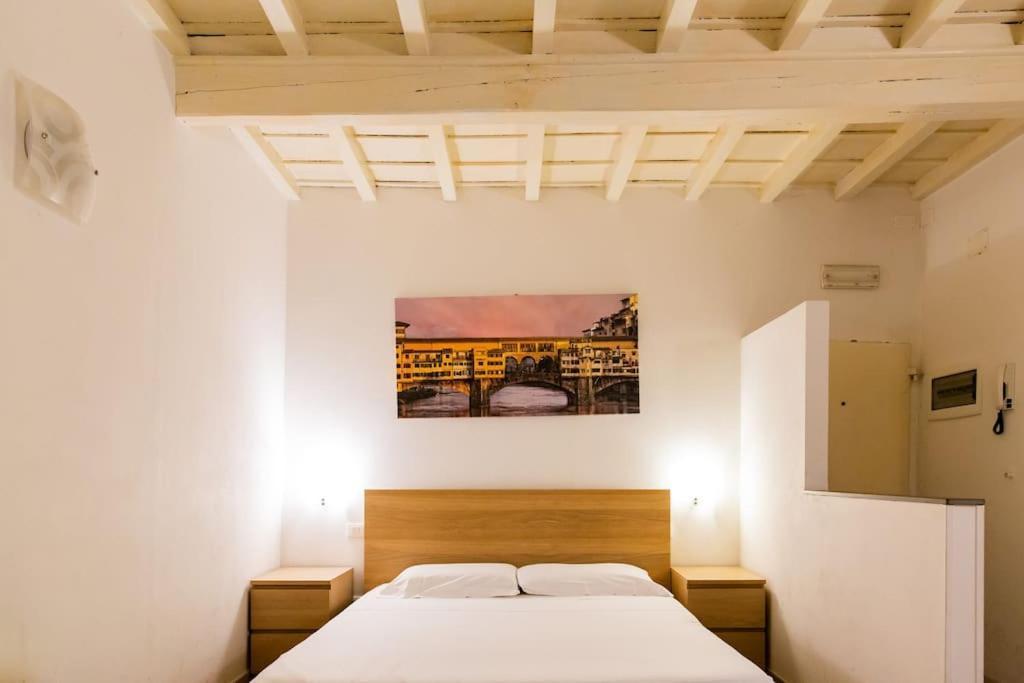 Lovely Portion Of Property Few Steps From Basilica Santa Croce Florença Exterior foto