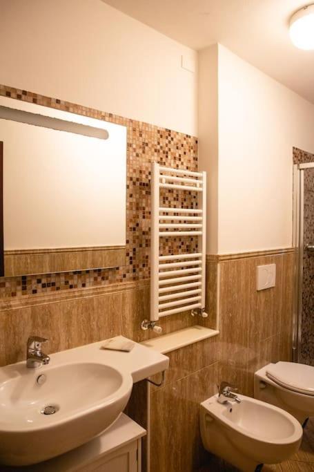 Lovely Portion Of Property Few Steps From Basilica Santa Croce Florença Exterior foto